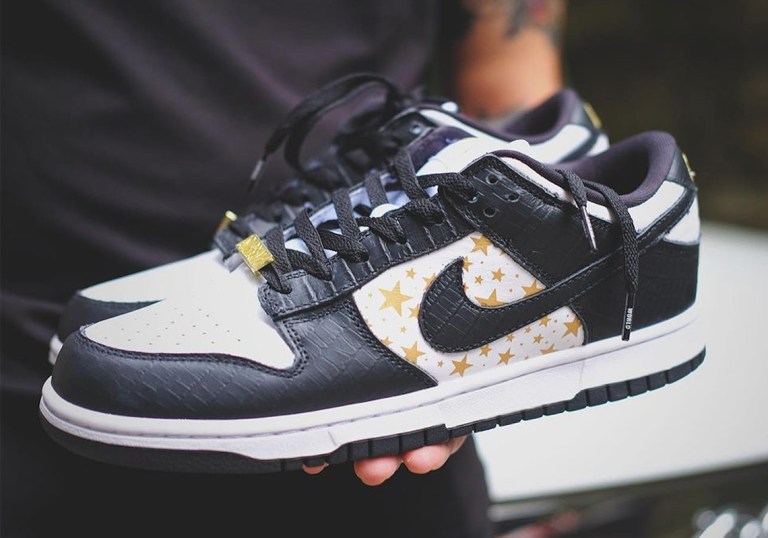 supreme-nike-sb-dunk-low-white