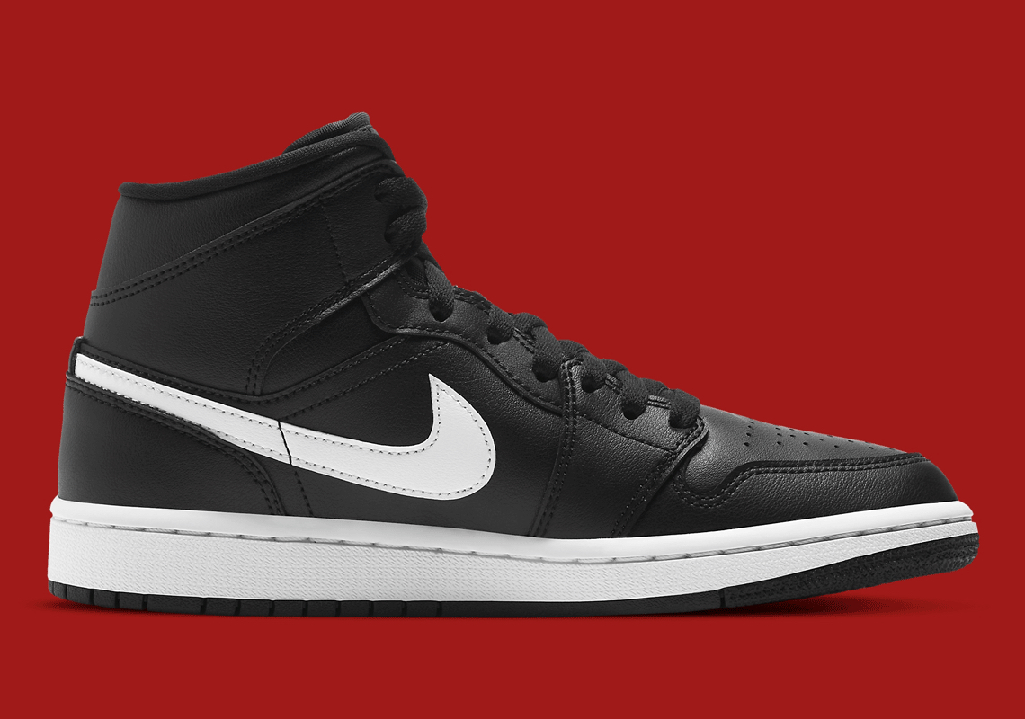 Air Jordan 1 Mid Black White BQ6472-011 Release | SneakerNews.com