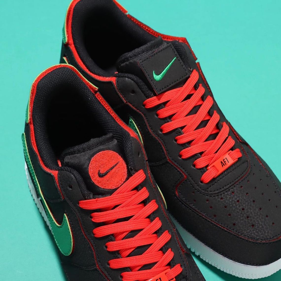 Nike Air Force 1 1 Black Chile Red Pine Green DD2429 001 