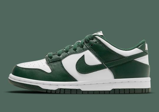 The Nike Dunk Low Receives The “Spartan Green” Treatment