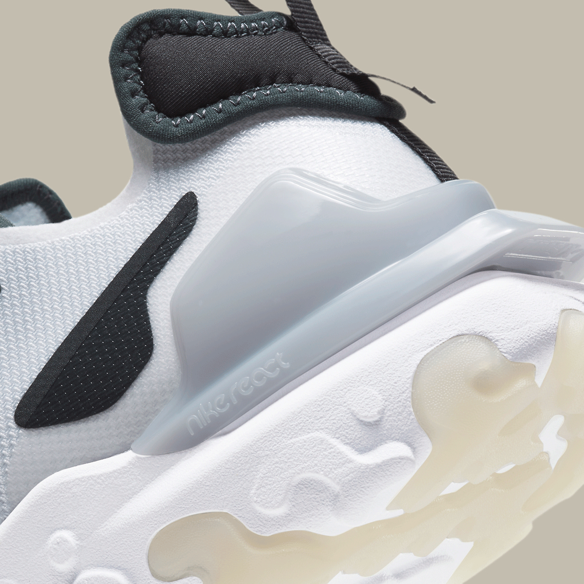 nike react reflective