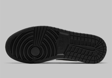 Air Jordan 1 Low Silver Toe Release Date | SneakerNews.com