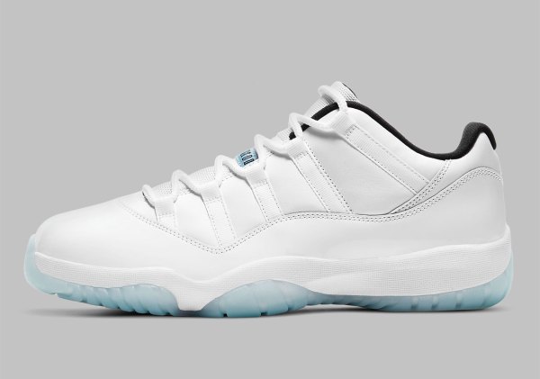 Air Jordan 11 Low 