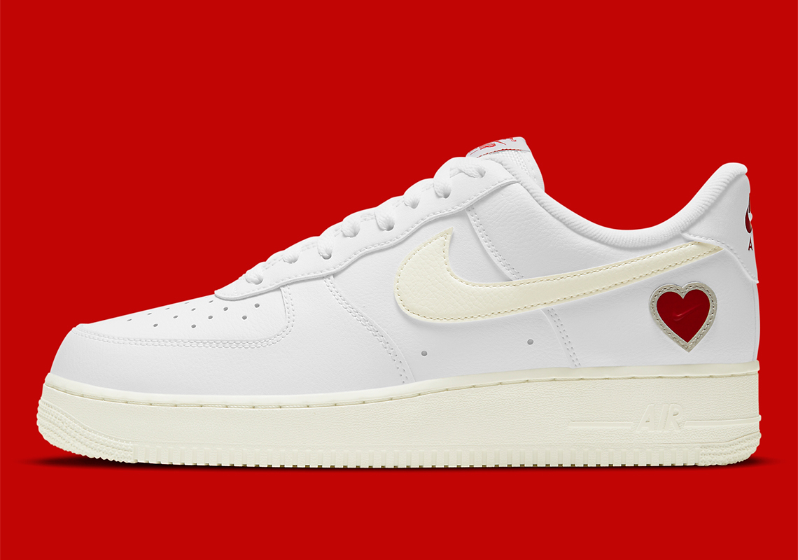Nike Air Force 1 Low Valentines Day 2021 Dd7117 100 1