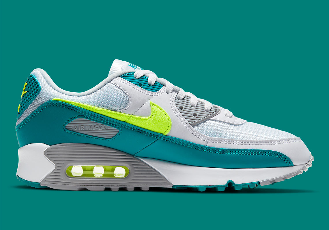 Nike Air Max 90 Spruce Lime CZ2908-100 Release | SneakerNews.com