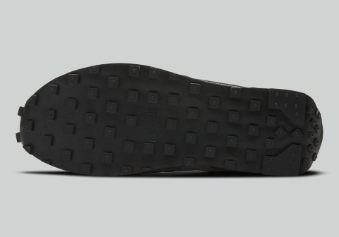 nike daybreak type iron grey