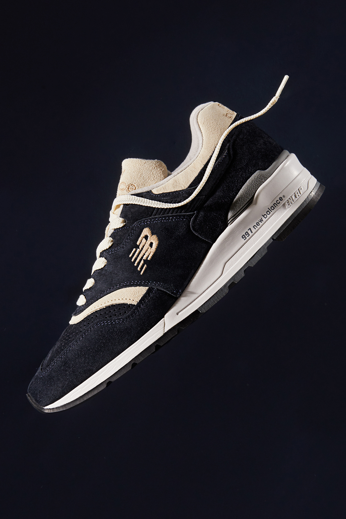 Todd Snyder New Balance Fortitech MT11139AG Triborough Navy 3