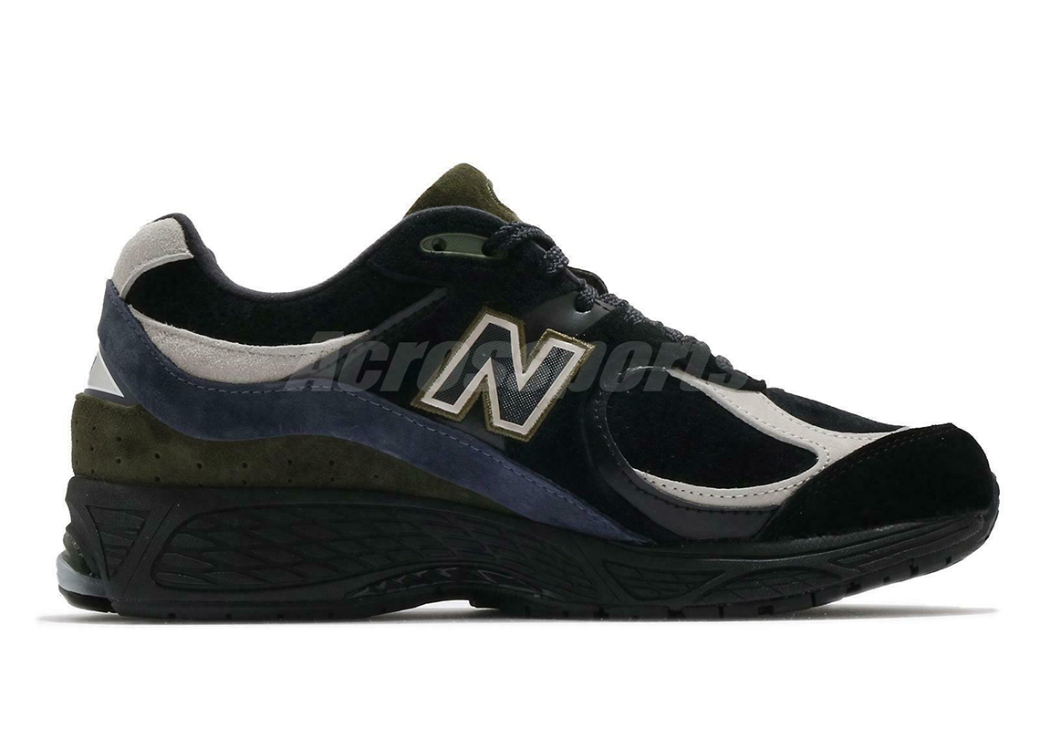 new balance 2002r9