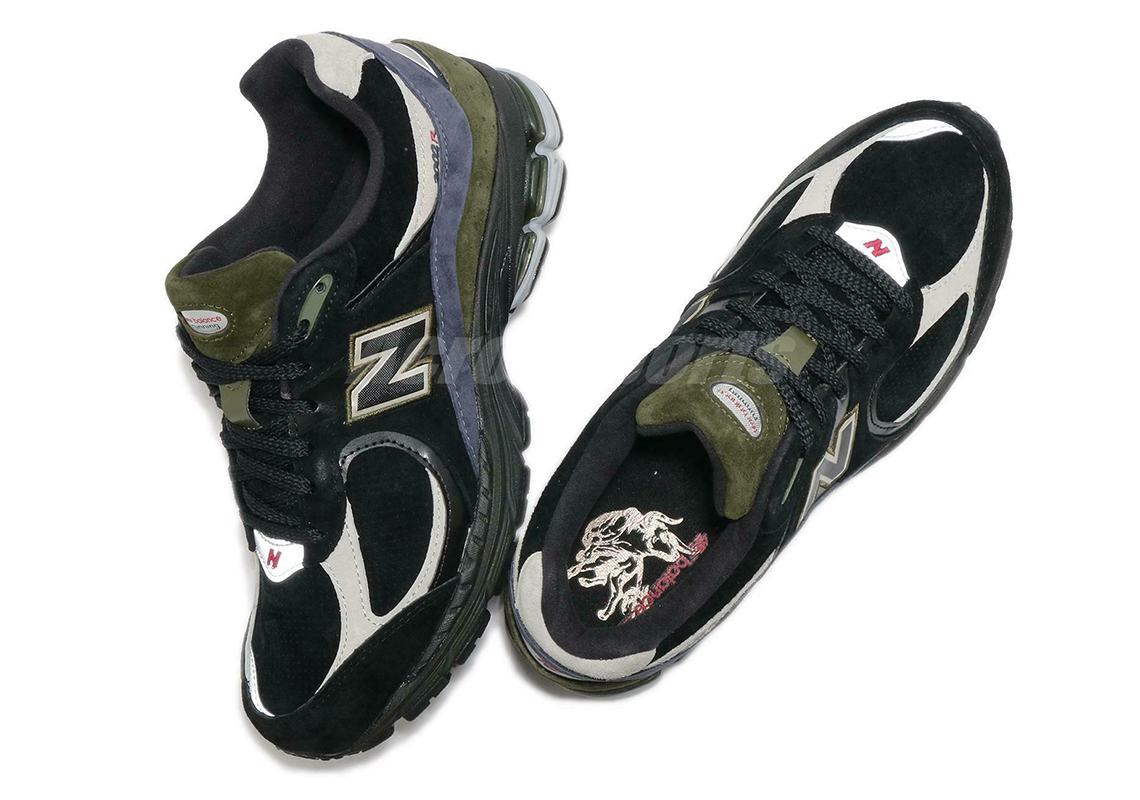 フリマサイトでNEW BALANCE ML2002R9 year of the OX 27.5