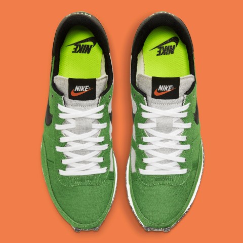 Nike Challenger OG Mean Green DD1108-300 | SneakerNews.com