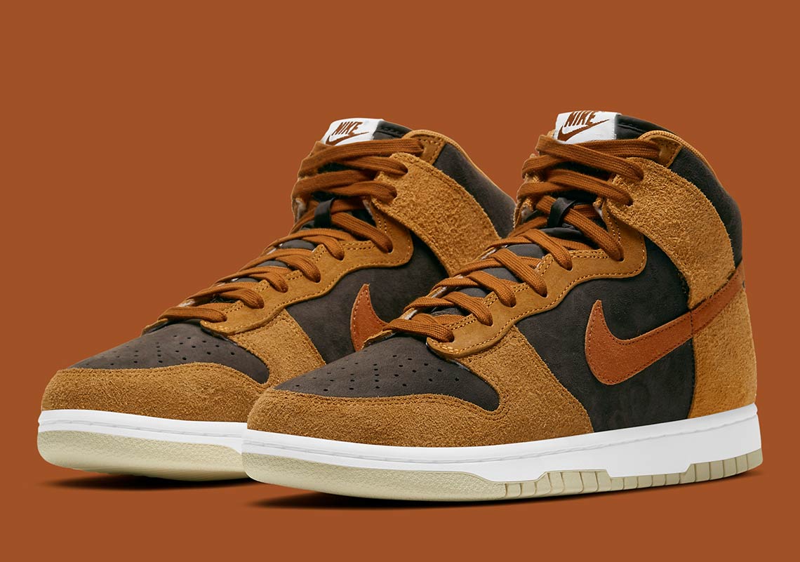 Official Images Of The Nike Dunk High "Dark Russet"
