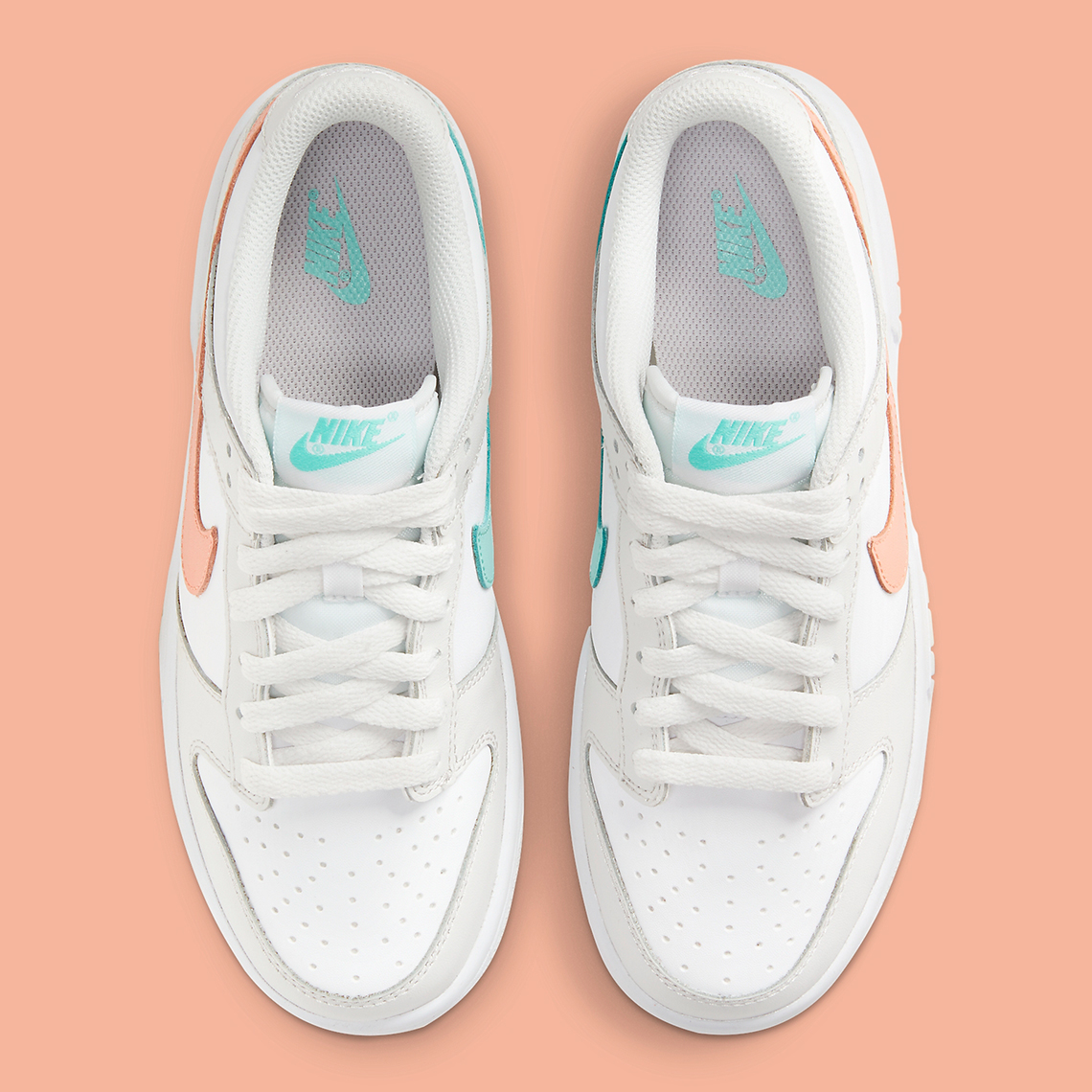 dunk low peach aqua