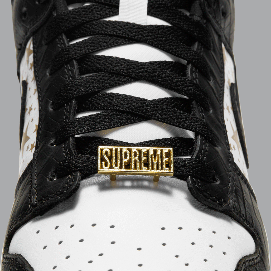 Supreme Nike Sb Dunk Low Black Dh3228 102 11