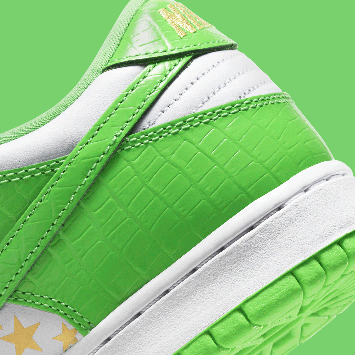 Supreme Nike SB Dunk Low Green DH3228-101 | SneakerNews.com