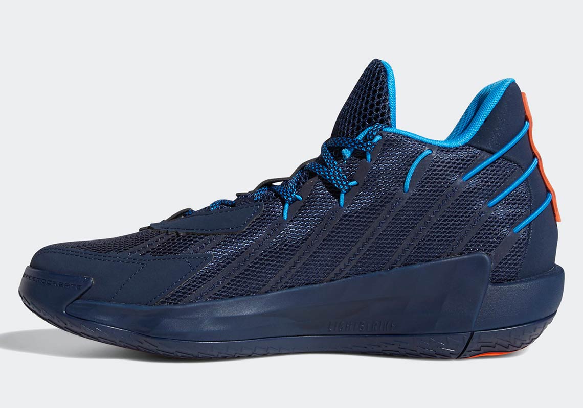 Adidas dame best sale 3 lights out