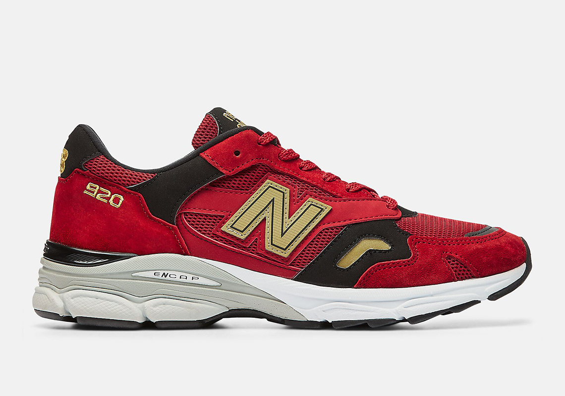 The New Balance M920 Honors The “zapatillas de running New Balance pronador 10k talla 42” With Red And Gold