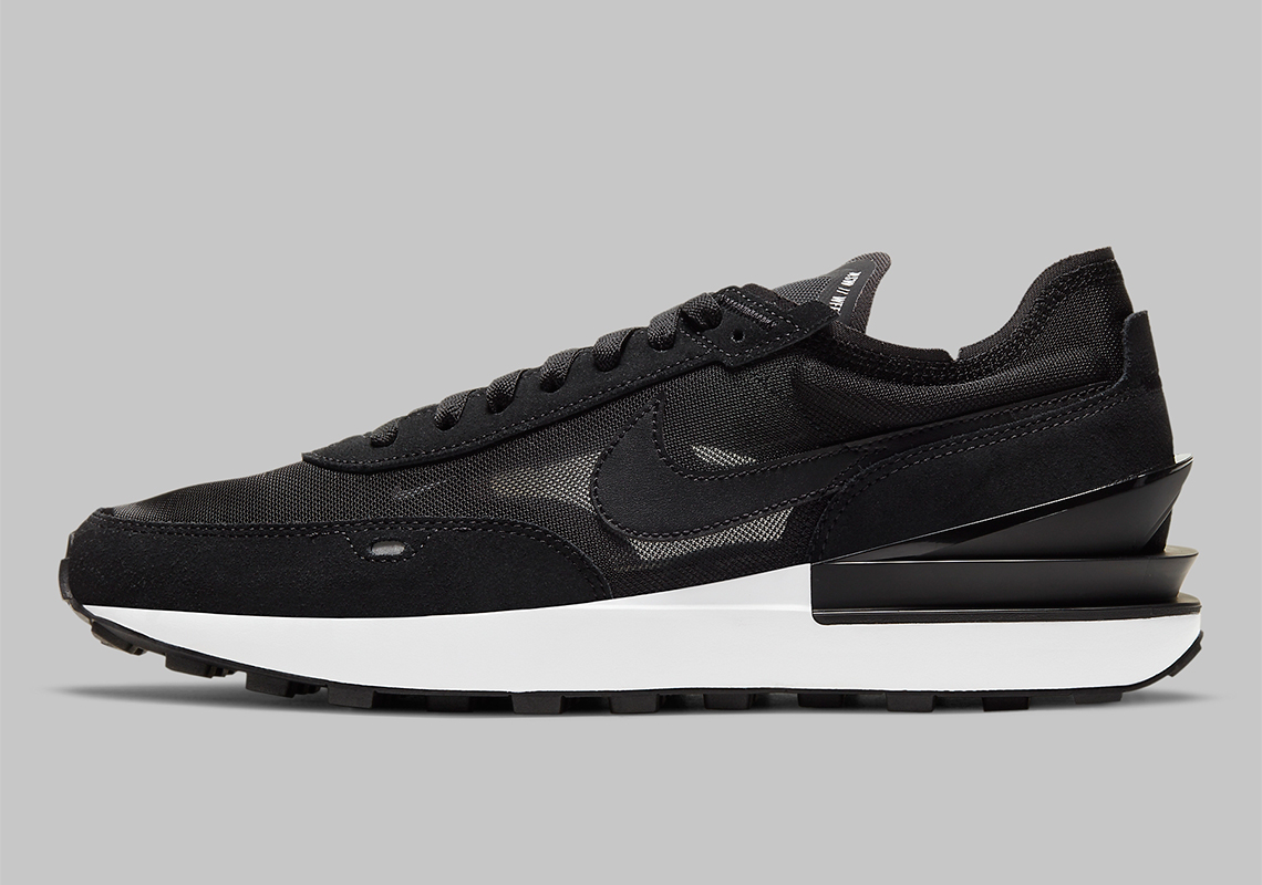 nike waffle black