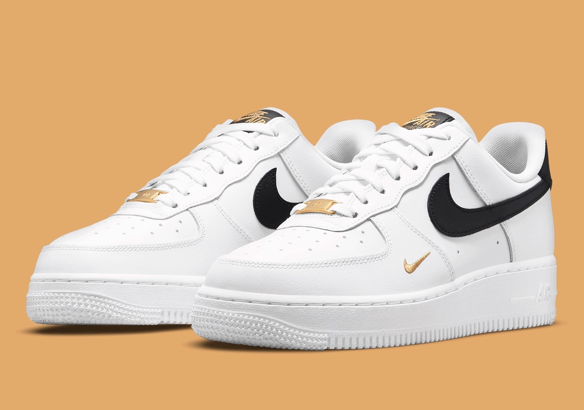 Nike Air Force 1 White Black Gold CZ0270-102