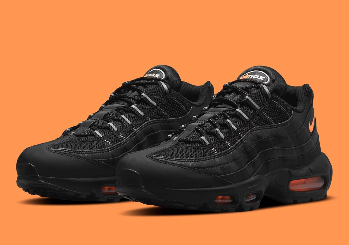 Nike 95 store black and orange