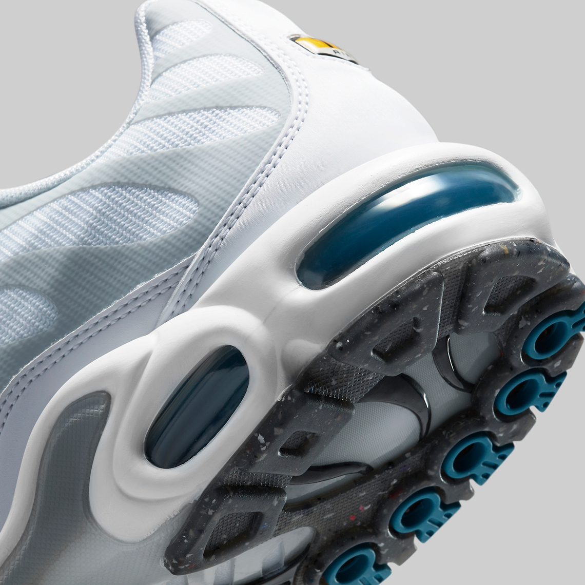 Recycled Grind Soles Subtly Accent This White-Shaded Nike Air Max Plus ...
