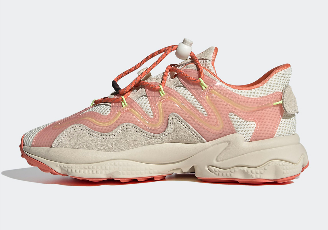 Adidas ozweego store coral