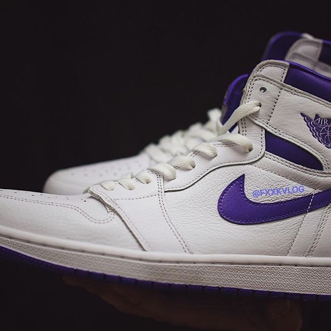 Synthetic leather strap with Jordan branding Retro High Og Wmns White Court Purple Cd0461 151 15