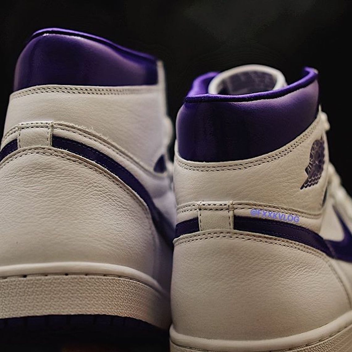 Synthetic leather strap with Jordan branding Retro High Og Wmns White Court Purple Cd0461 151 17
