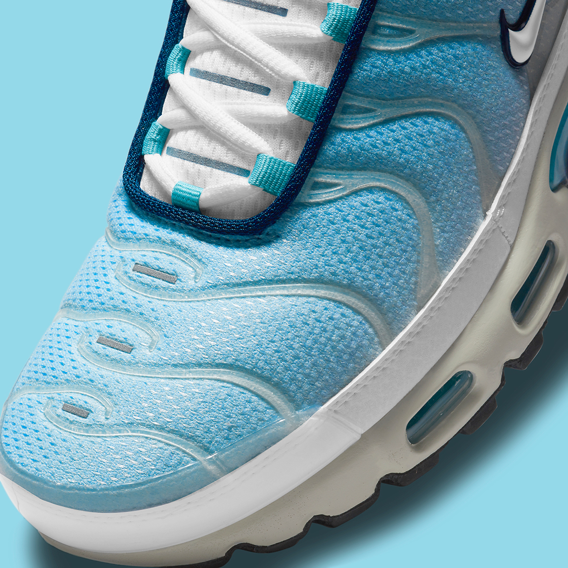 air max plus baby blue