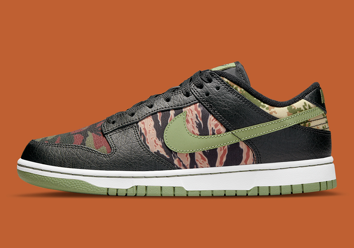 dunk low se oil green