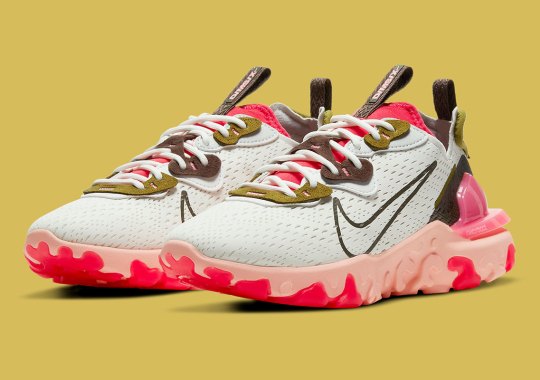 The Women’s Nike React Vision Delivers Another Contrast Of Siren Red And Swampy Greens