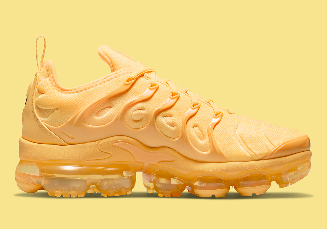 Nike Vapormax Plus Yellow DJ5993-800 | SneakerNews.com