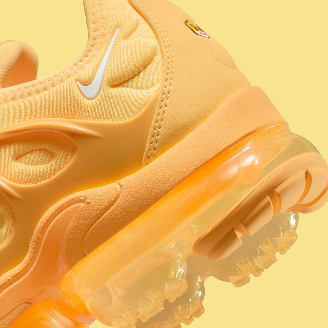 all yellow vapormax plus