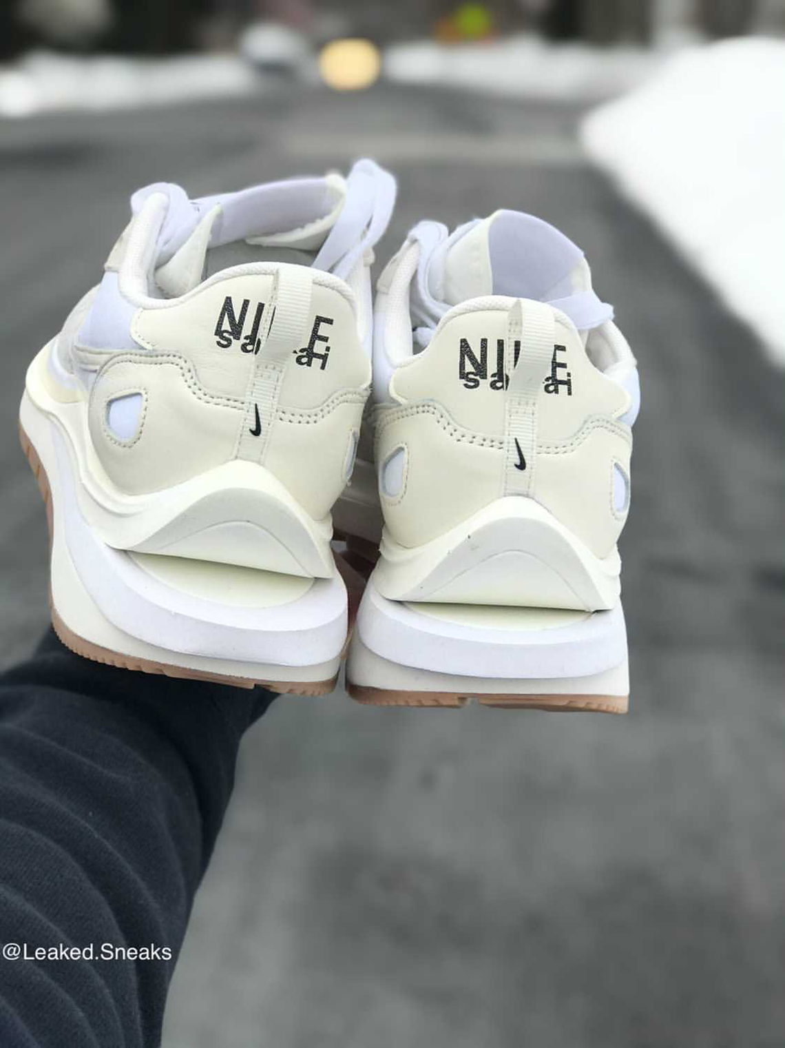 Sacai Nike Vaporwaffle White Gum 2