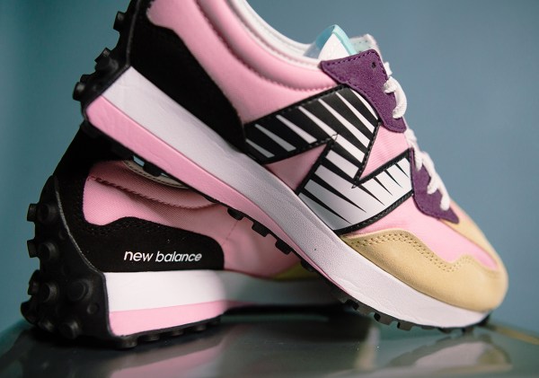 327 new balance foot locker