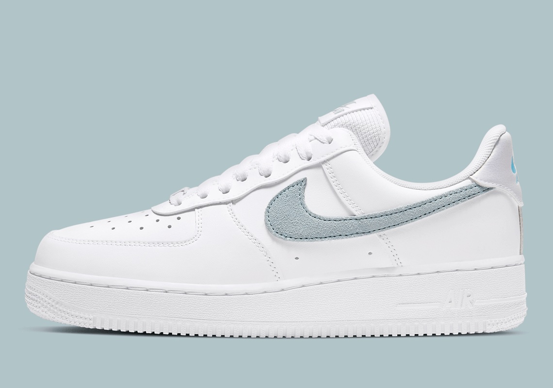 Nike Air Force 1 Women's Glacier Ice 