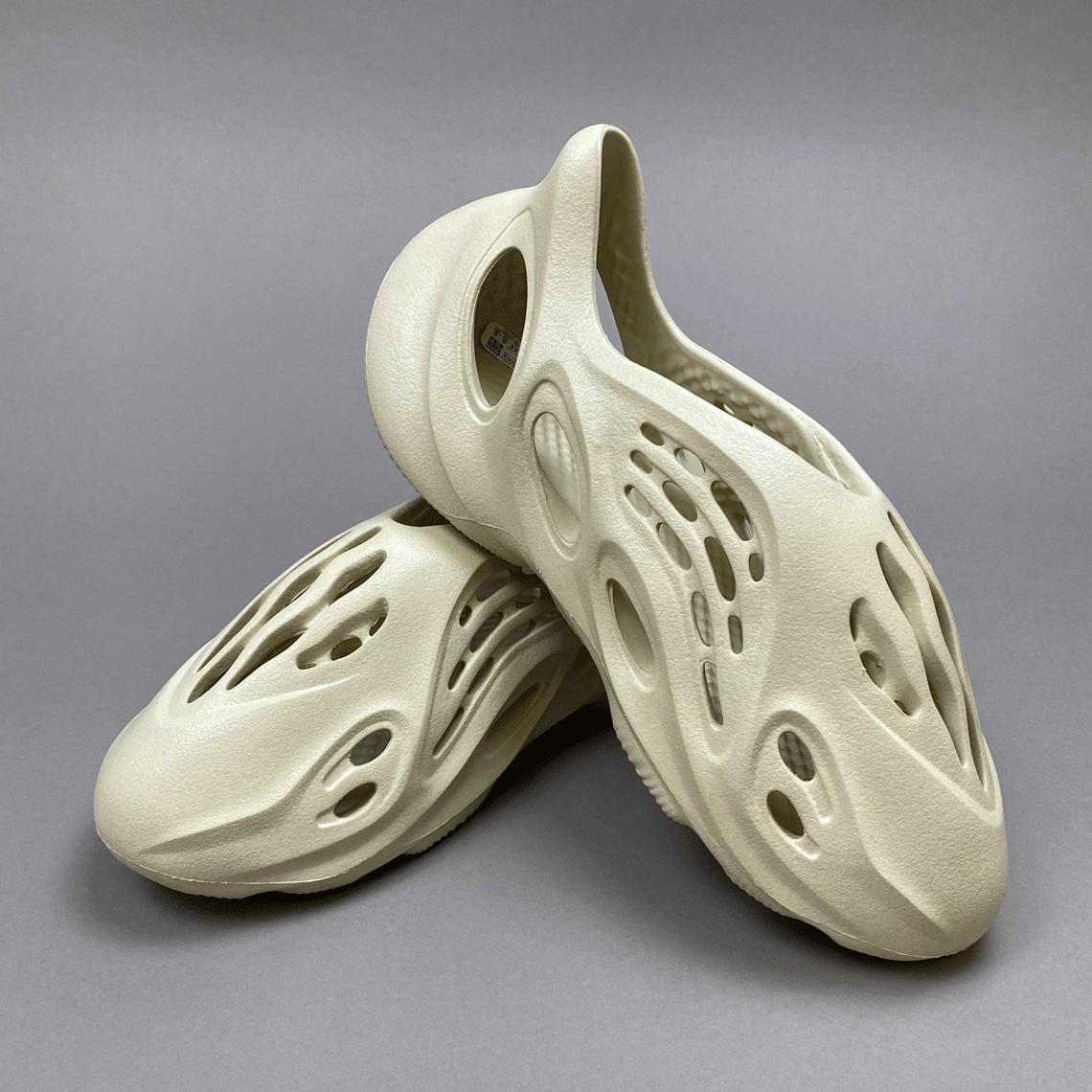 adidas Yeezy Foam Runner "Sand" Release Date | SneakerNews.com