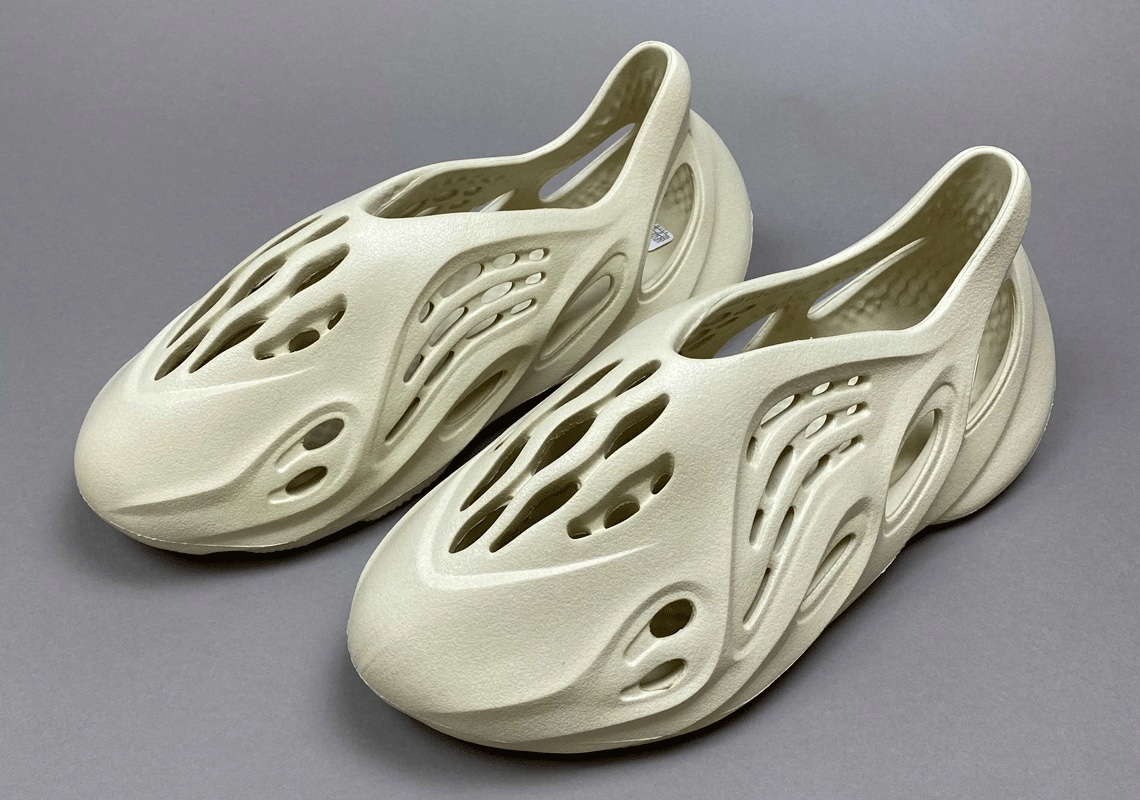 yeezy foam runner sand release date