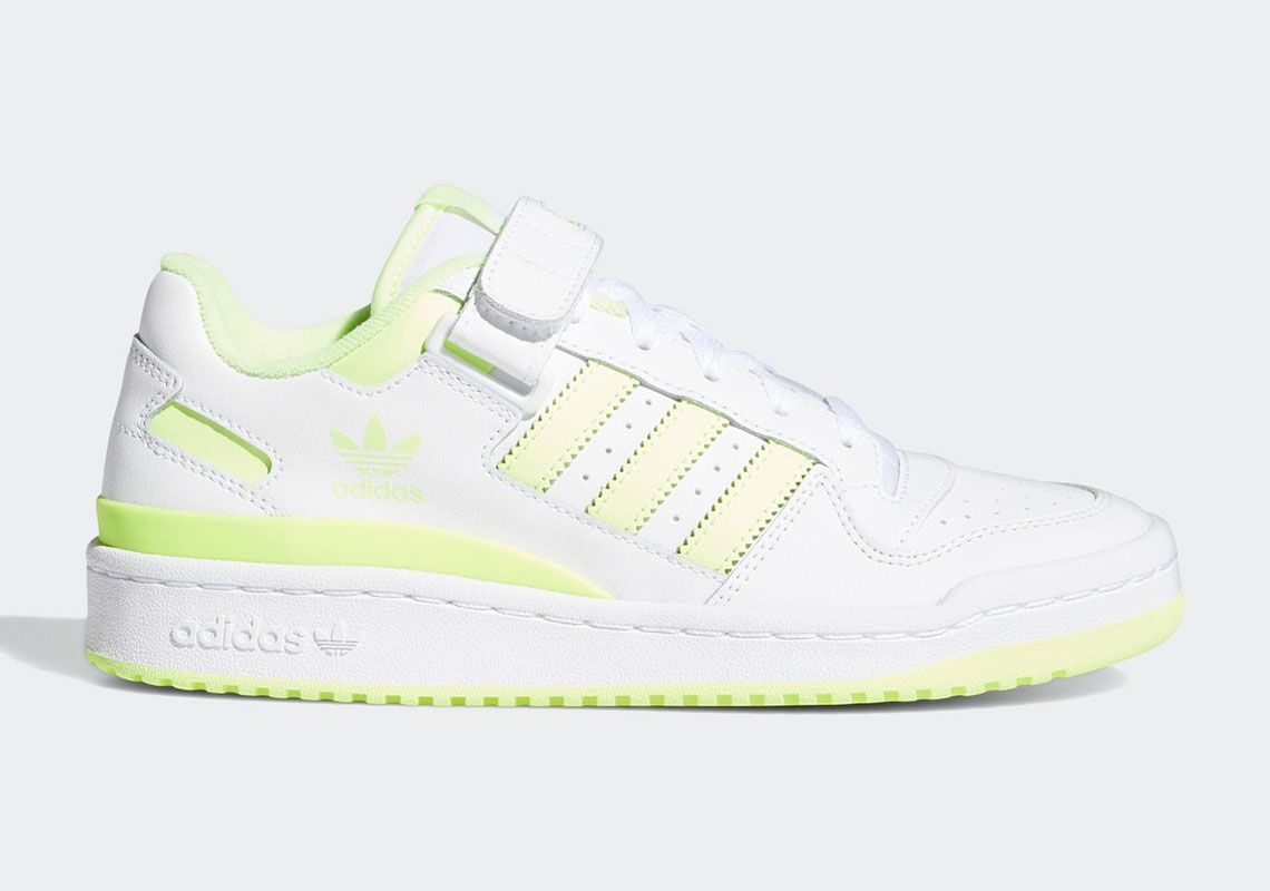 adidas forum low wmns white footwear white hi res yellow FY5121 4