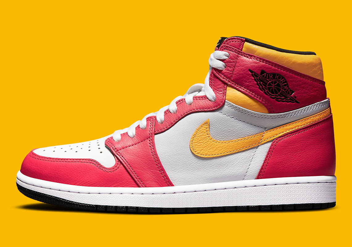 Air Jordan 1 High OG Light Fusion Red 555088-603 | SneakerNews.com