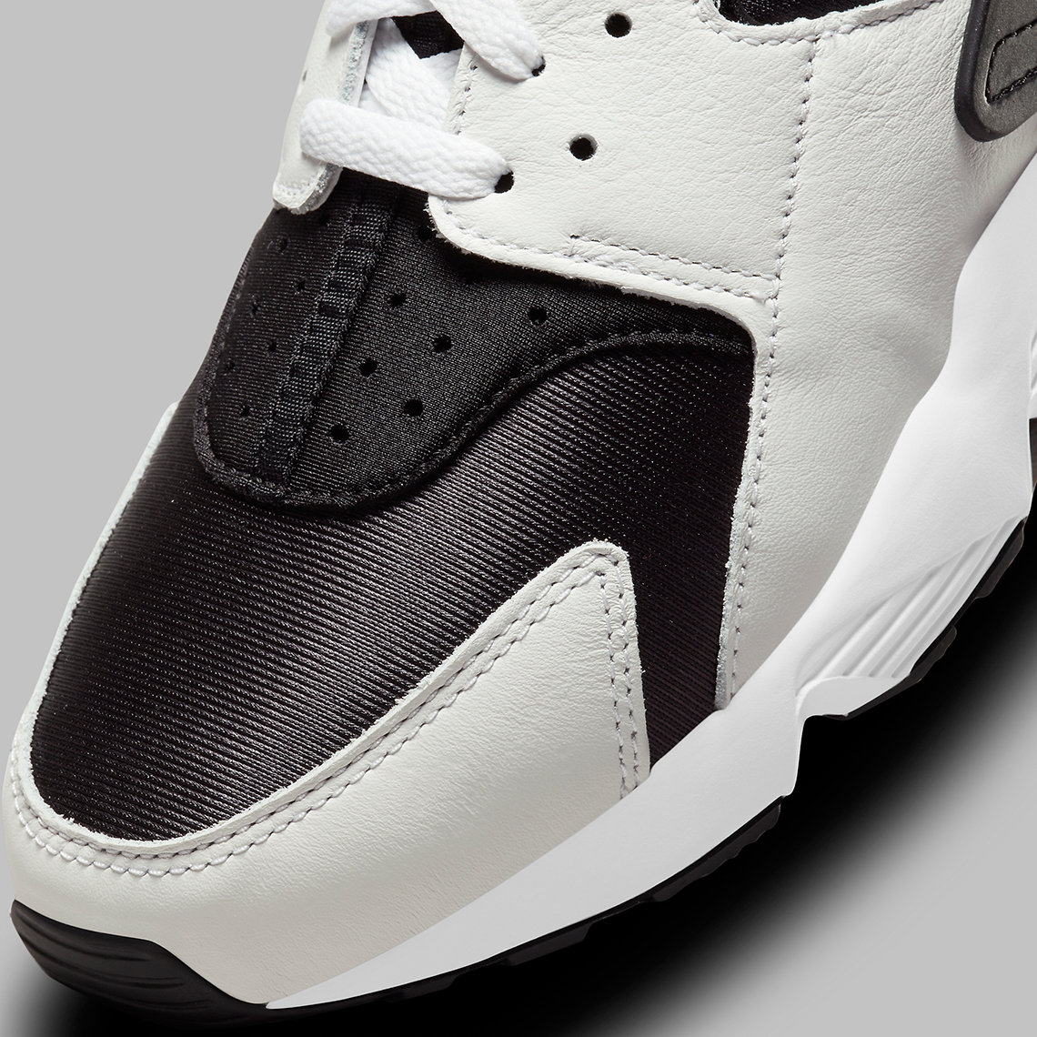 Nike Air Huarache OG White Black SneakerNews.com