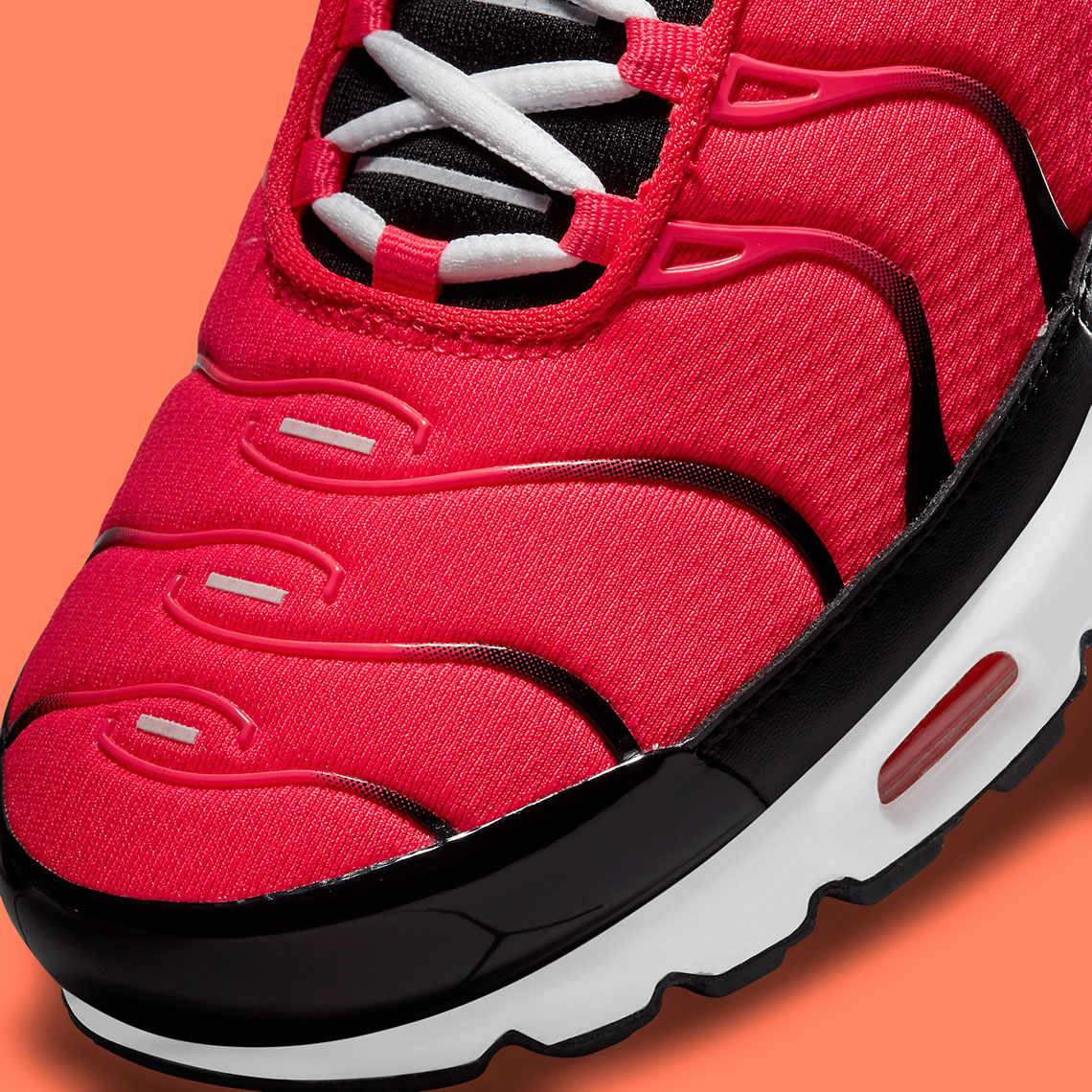 Nike Air Max Plus Bright Crimson DJ5138-600 | SneakerNews.com