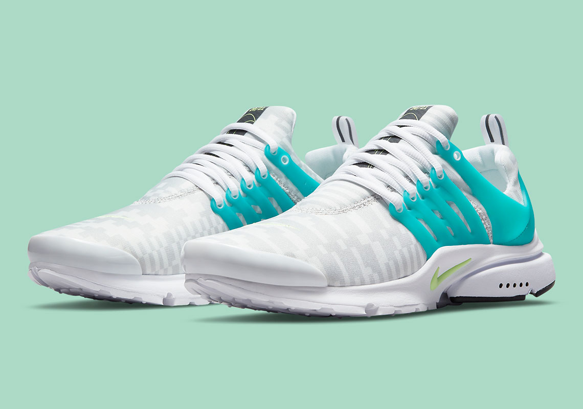 The Nike Air Presto From The “Lightning Bolt” Pack Doesn’t Feature The Customized Logo