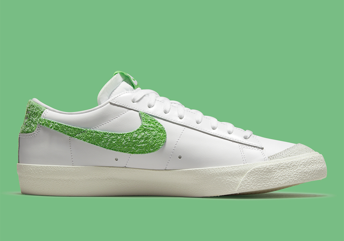 nike blazer low soccer