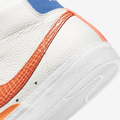 Nike Blazer Mid '77 Sail Campfire Orange Citron Pulse DM2872-100 ...