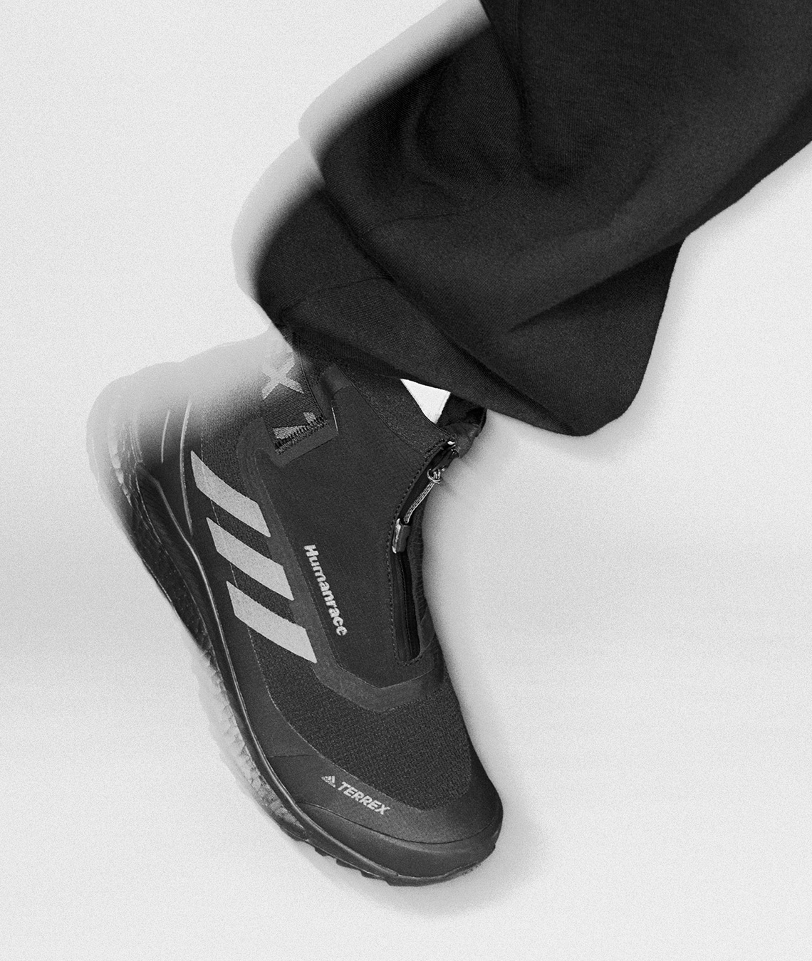 pharrell hu triple black