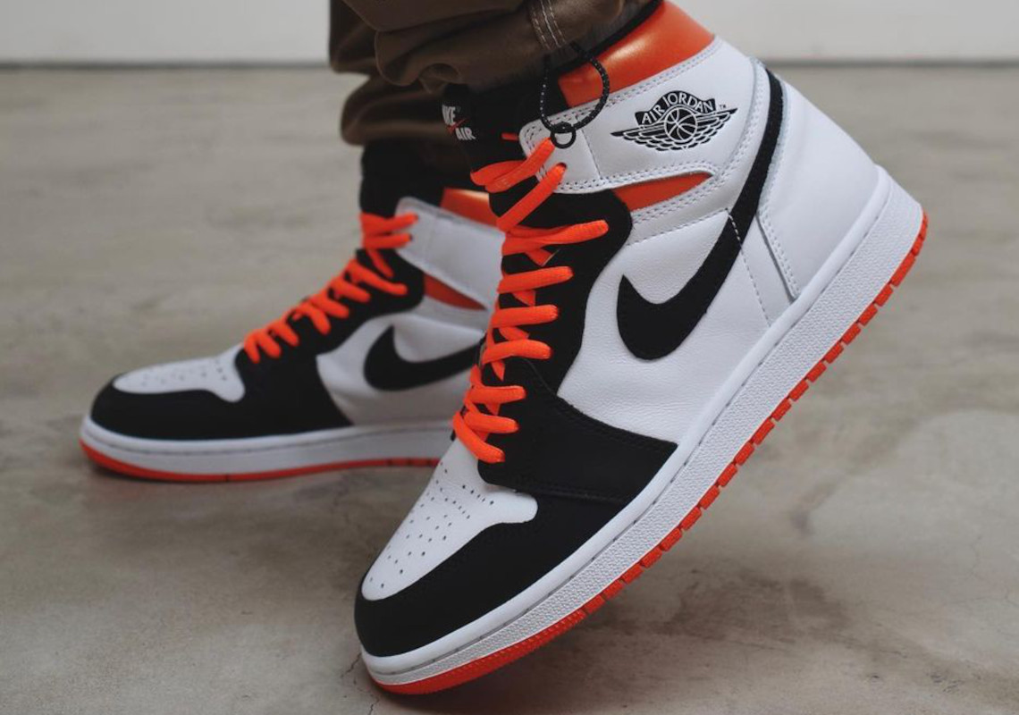 Air Jordan 1 Retro High Electro Orange 555088-180 | SneakerNews.com