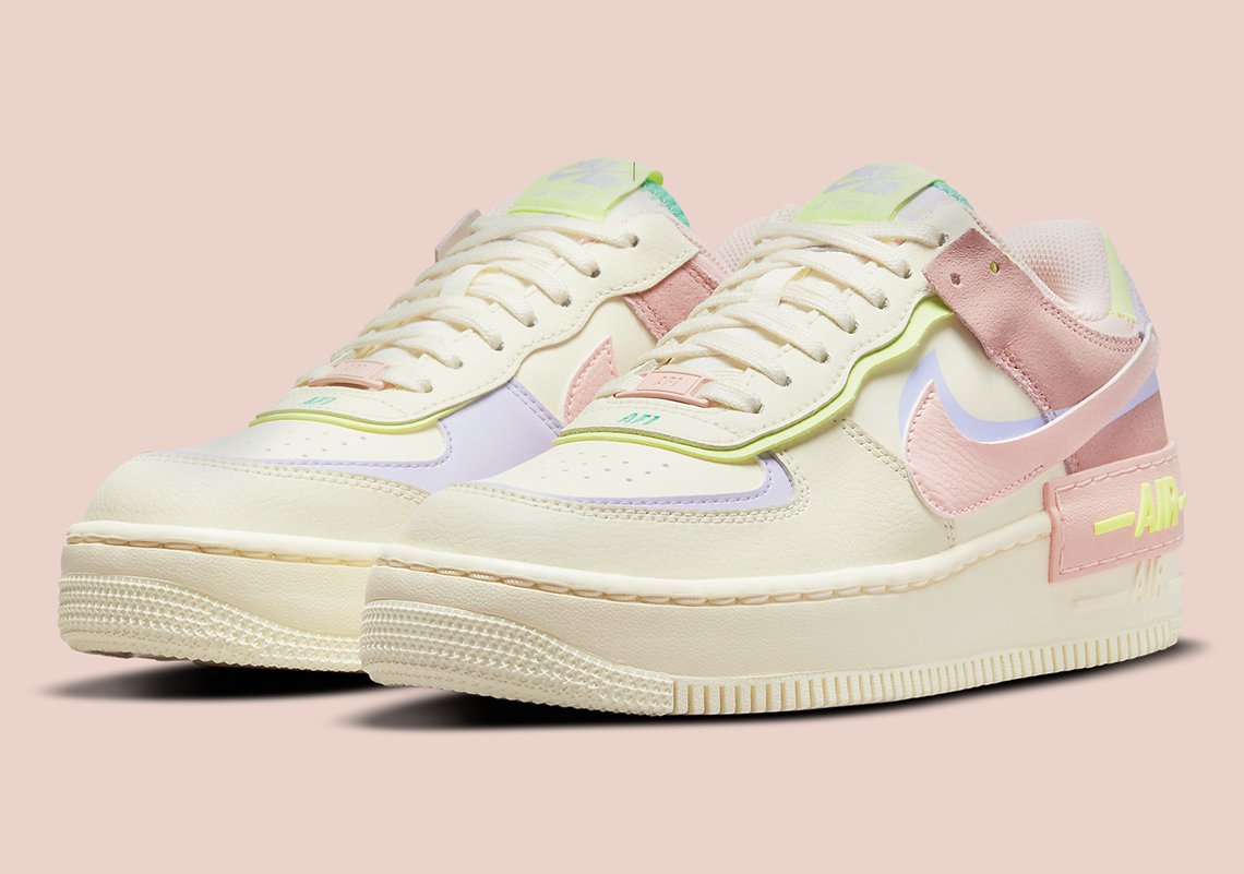 This Nike Air Force 1 Shadow Pairs "Cashmere" With "Pale Coral"