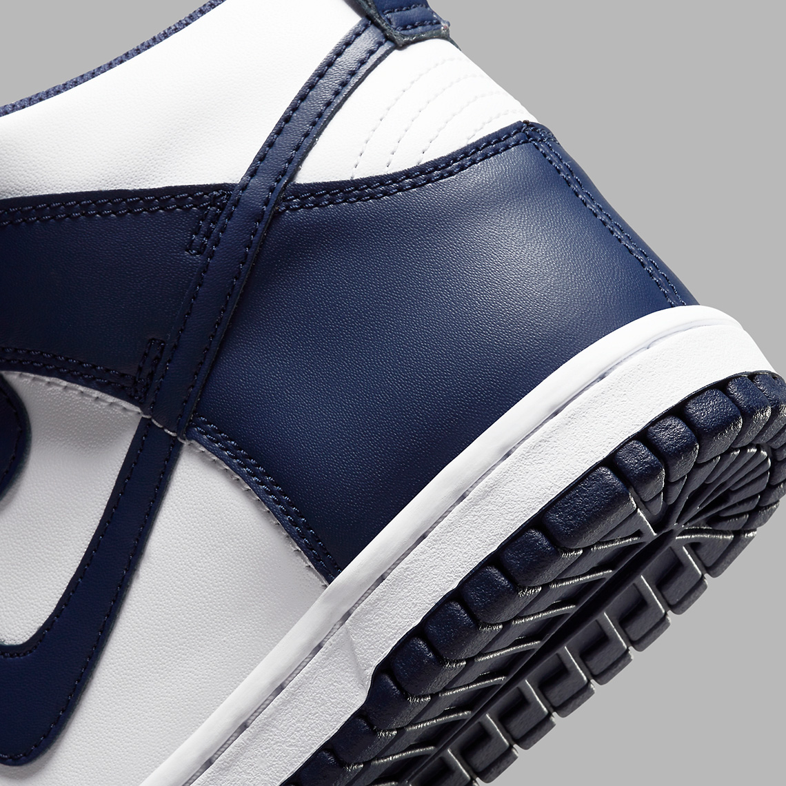 nike dunk high gs navy white