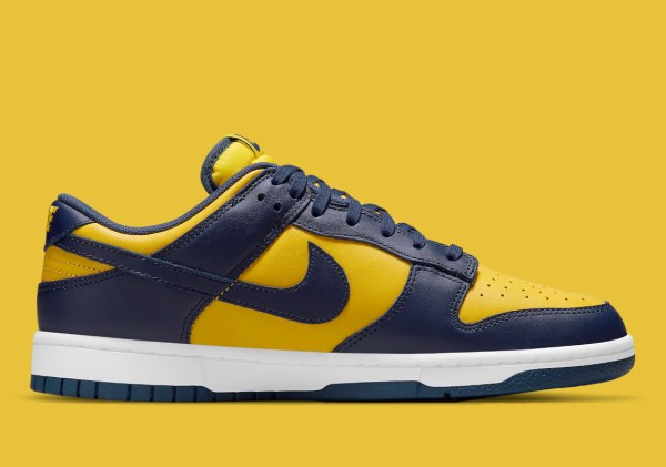 Nike Dunk Low Michigan DD1391-700 Release Date | SneakerNews.com