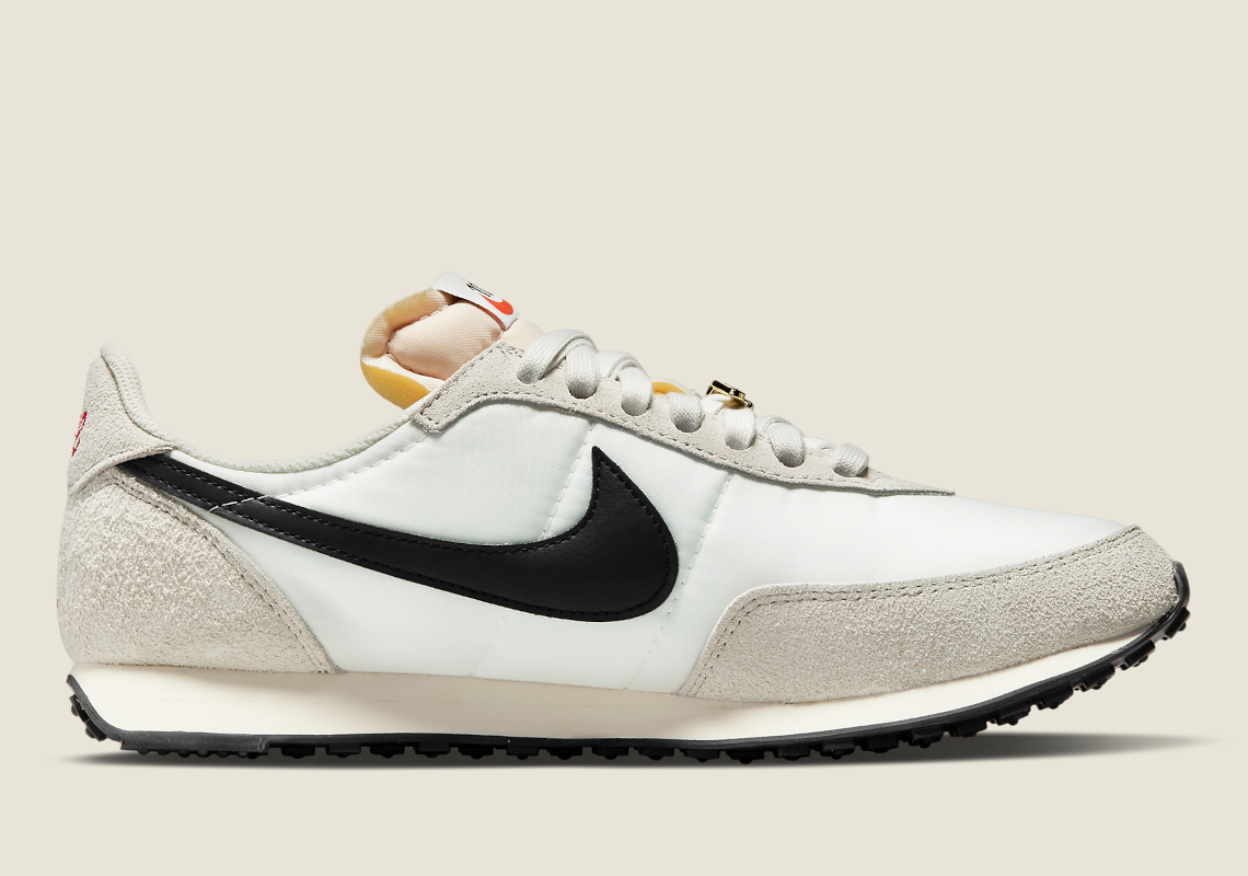 nike first waffle trainer